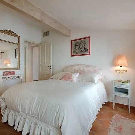 Maison Des Bouchonniers Saint Tropez